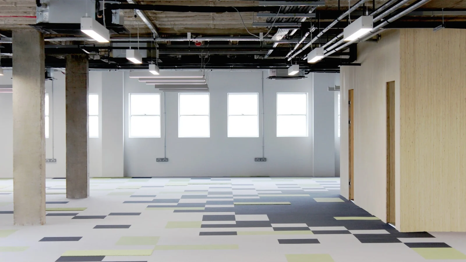 LED retrofit for the public sector